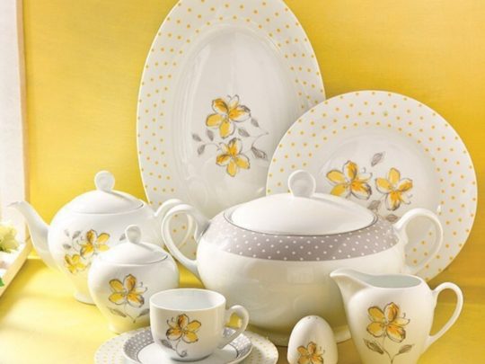 Summer Yellow dinner set